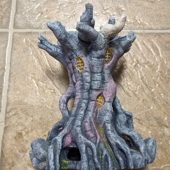 Mossy Tree Castle Aquarium Decoration - Picture 7 of 12